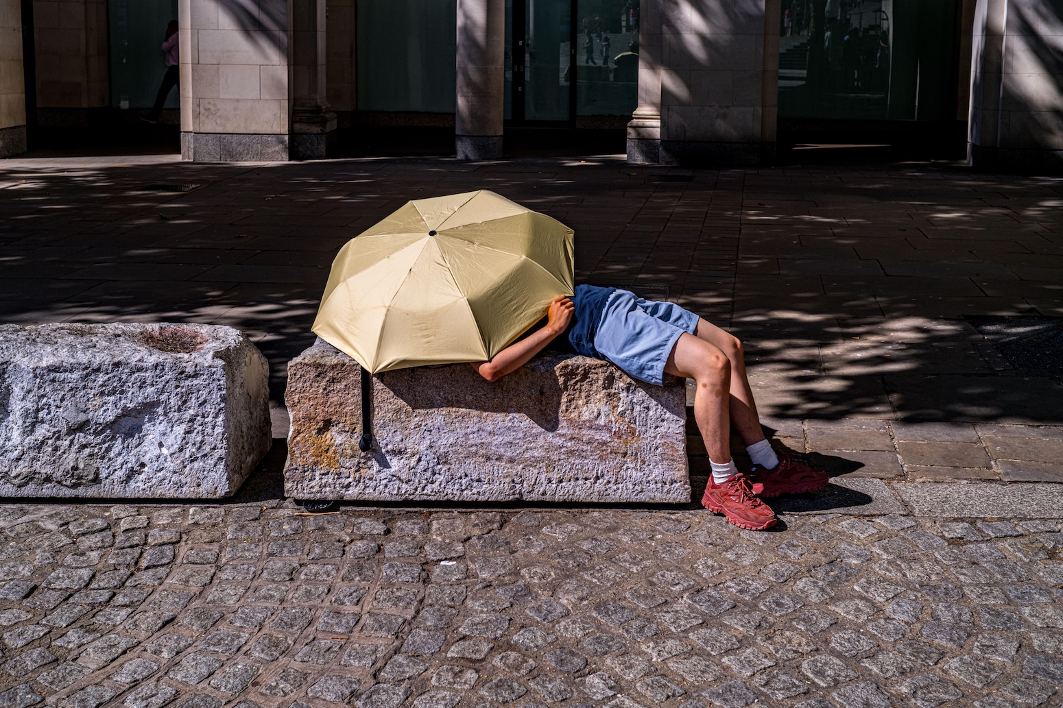 The Thwaites Glacier: Acceleration Metrics and Sea Level Rise Projections